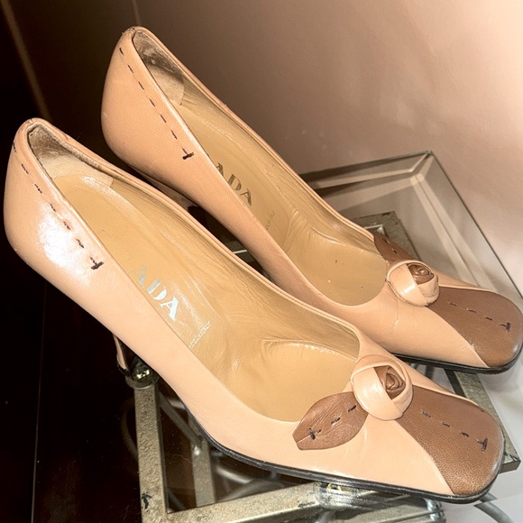 Vintage heels - Picture 1 of 5